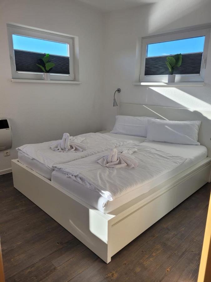 ホテル 4 Sterne Dtv Floating House Kröslin エクステリア 写真